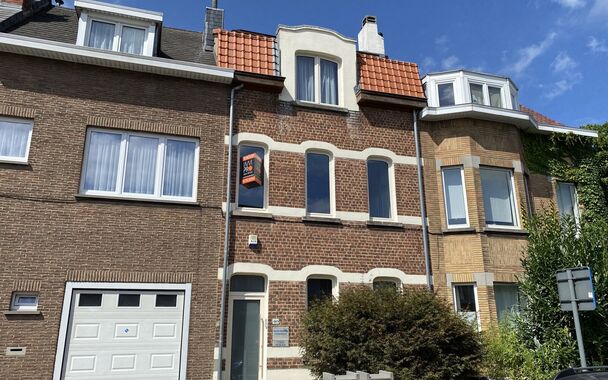 Gebouw voor gemengd gebruik te koop in Wezembeek-Oppem